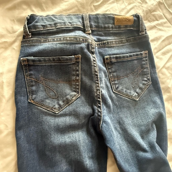 Jordache Kids Blue Distressed Jeans - Picture 3 of 3
